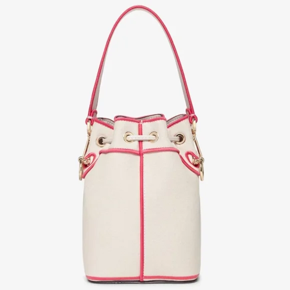 FENDI Bucket Bag - Picture 4 of 6